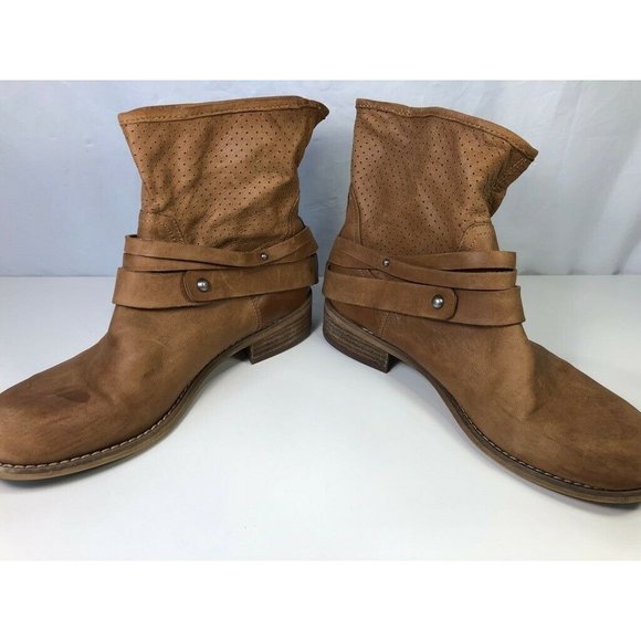 Marc Fisher Womens Rosan Ankle Boots Brown Buckle Perforated Pull On 5.5 M - Picture 3 of 10